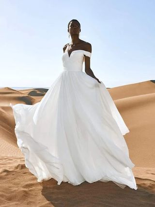 Pronovias Fuji