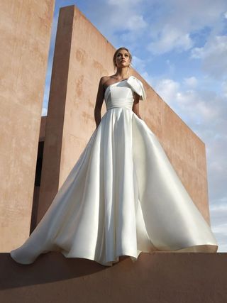 Pronovias Nicosia