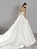  Pronovias  2025