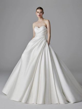 Pronovias Solene